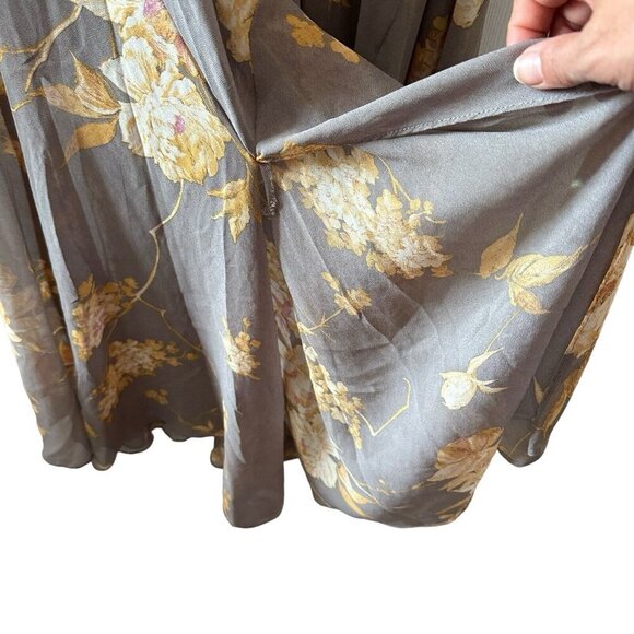 Lulus Feeling Freesia Gray Floral Print Maxi Dress Size Small READ missing butto - Picture 3 of 11
